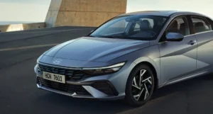 Hyundai Elantra — официальное фото 1