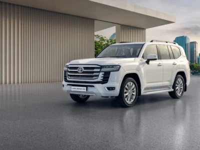 Крузак 300 (Toyota Land Cruiser 300) в Казахстане: цены, комплектации, отзывы